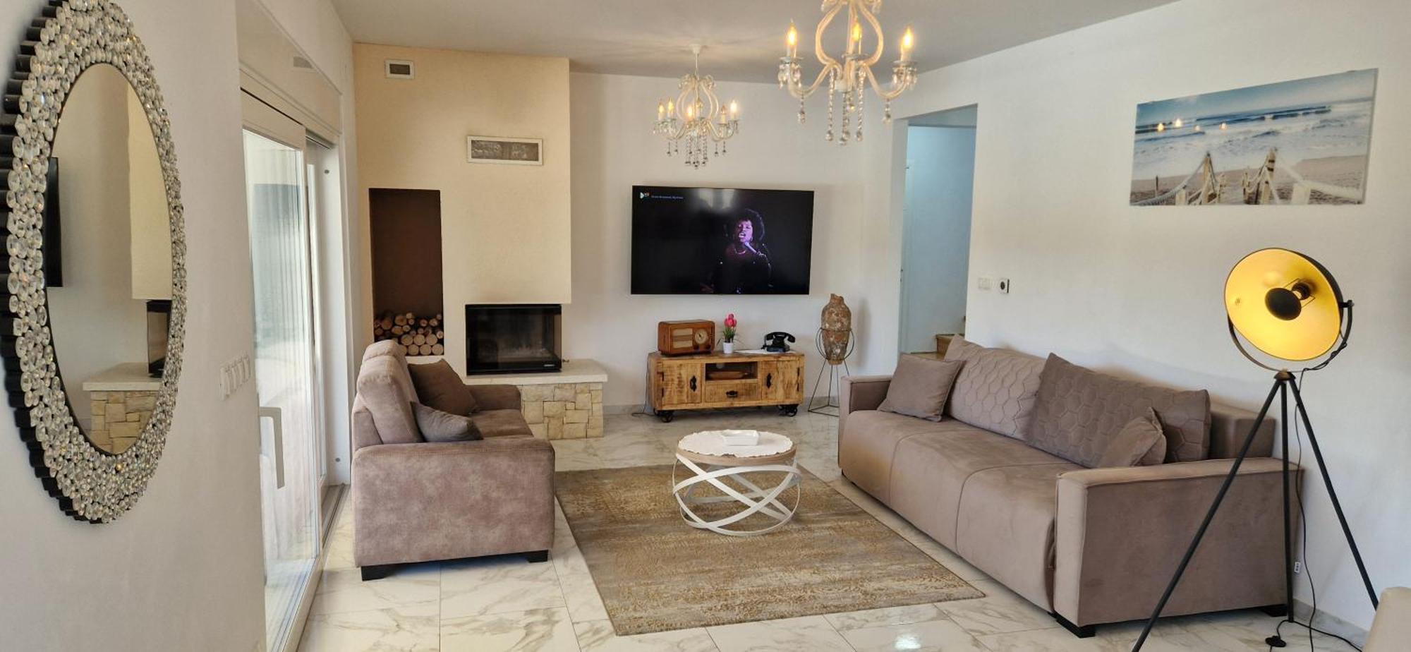 Villa Martina Pinezići Exteriör bild