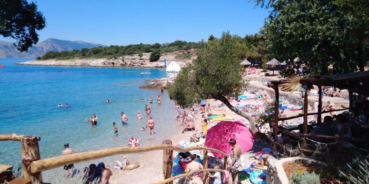 Villa Martina Pinezići Exteriör bild